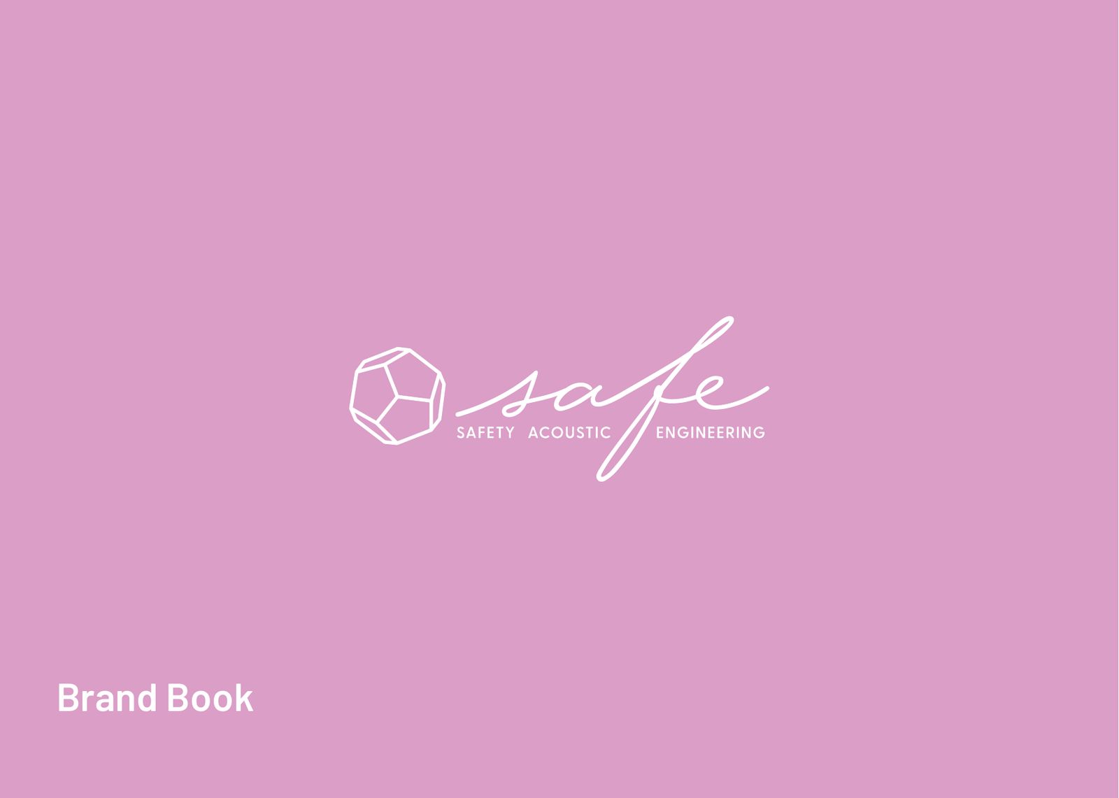 Copertina interna del brand book Safe, su fondo rosa