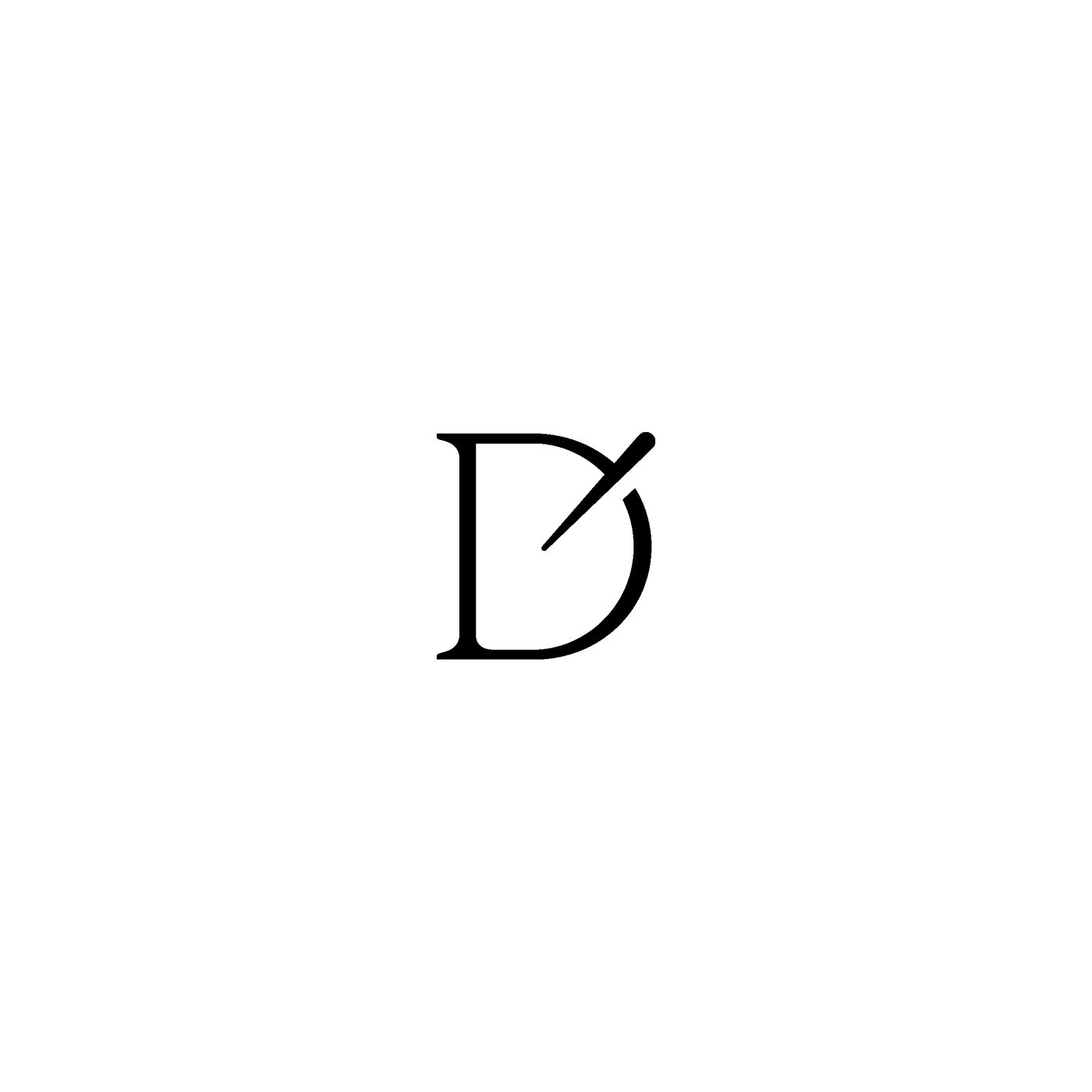 Il monogramma: la D di d’Este unita al suo apostrofo